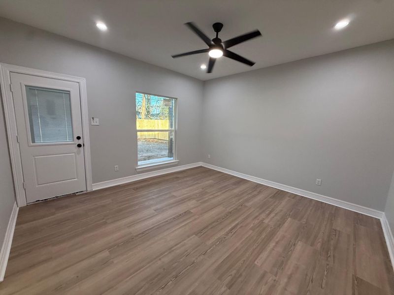 Spacious, unfurnished interior of a new home in , Liberty (Image 8).