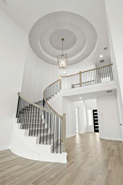 Representative image. Features, selections and colors may vary.