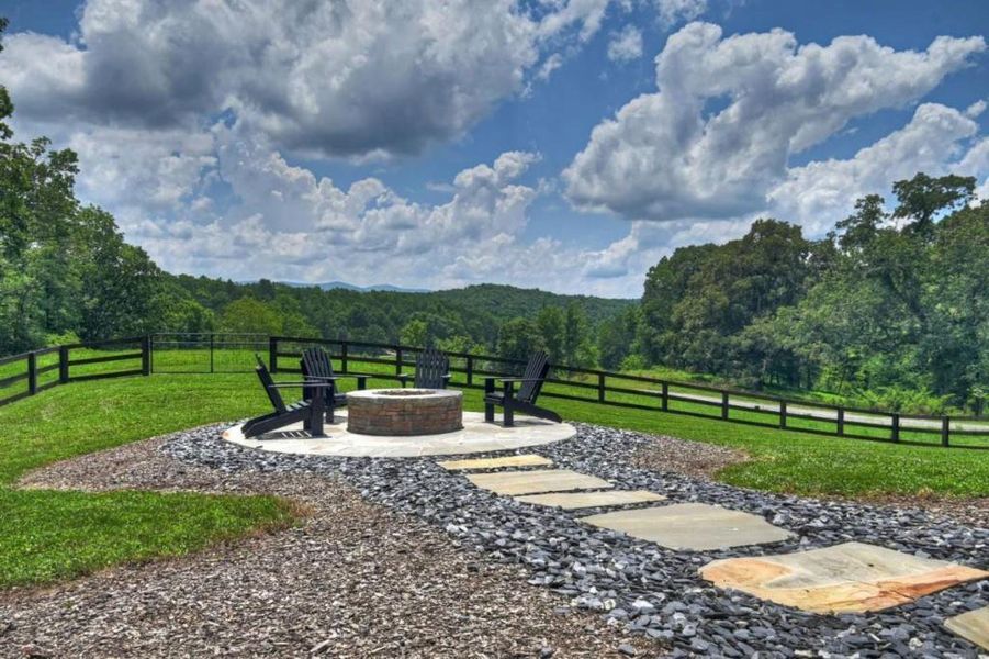 Community amenities in , Blue Ridge (Image 43). Community amenities in , Blue Ridge (Image 43).