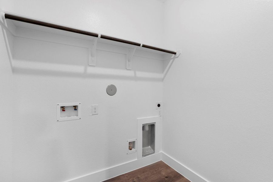 This bright utility room makes even the most mundane chores feel a little more pleasant.