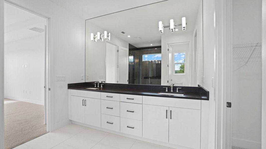 Owner's Bath Owner's Bath