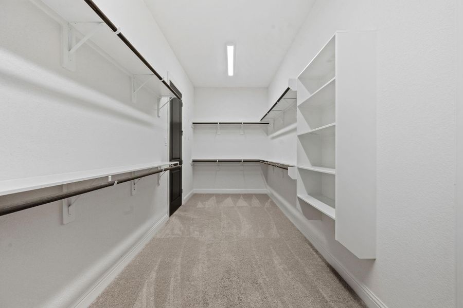 Spacious, unfurnished interior of a new home in , Montgomery (Image 29).