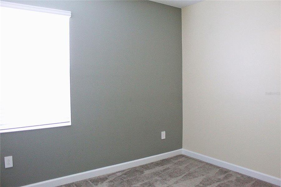 Spacious, unfurnished interior of a new home in , Davenport (Image 13).