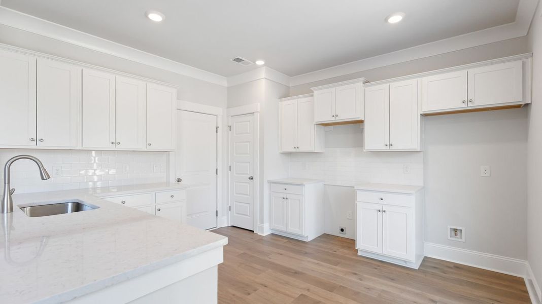 Furnished interior view inside a new home in Sherwood Manor, Atlanta (Image 5).
