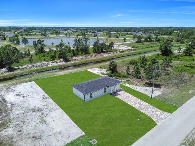 Image 15 of a home in .