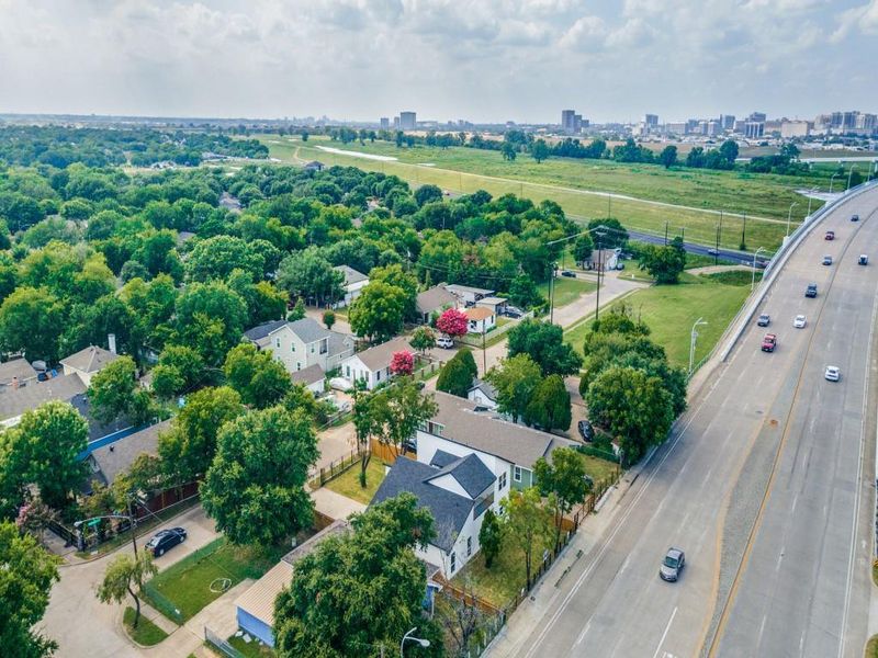 Birds eye view of property