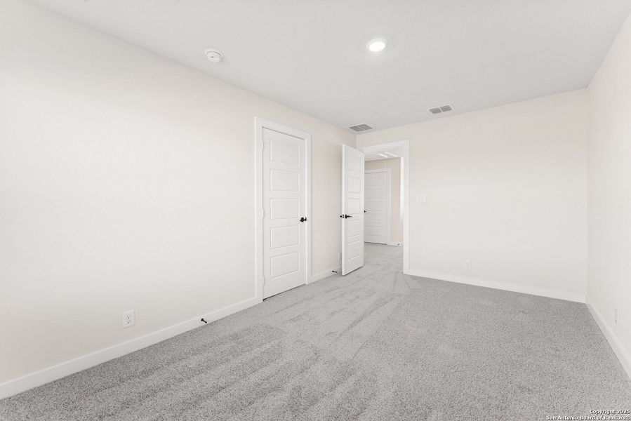 Spacious, unfurnished interior of a new home in Mayfair - Select Garden Series, New Braunfels (Image 24).