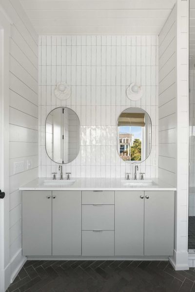 Furnished interior view inside a new home in , Isle Of Palms (Image 13).