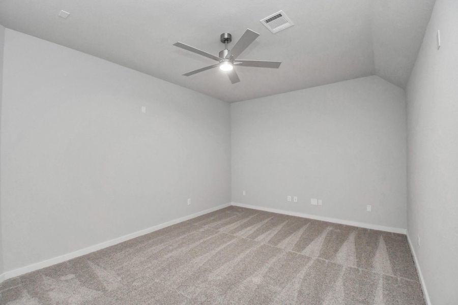 Spacious, unfurnished interior of a new home in Bradbury Forest, Spring (Image 41). Spacious, unfurnished interior of a new home in Bradbury Forest, Spring (Image 41).