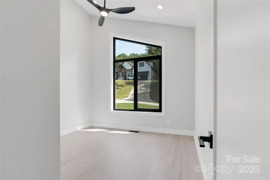 bedroom #1 bedroom #1