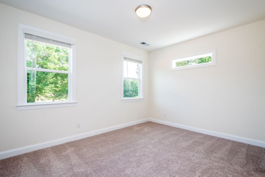 Representative unfurnished interior of a home built from the Harvard by Greybrook Homes in Harbor Watch, Statesville (Image 39).
