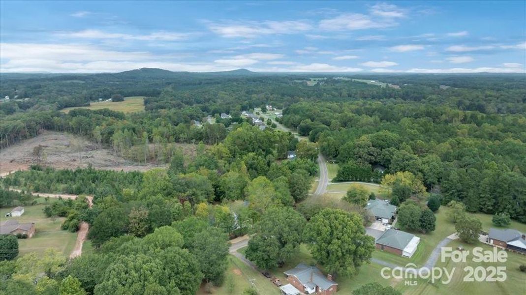Natural landscape and outdoor views near in Bessemer City (Image 17). Natural landscape and outdoor views near in Bessemer City (Image 17).
