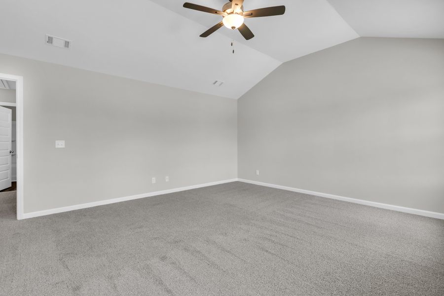 Representative unfurnished interior of a home built from the The Palmyra by RTS Homes in Doctor's Creek, Ludowici (Image 28).