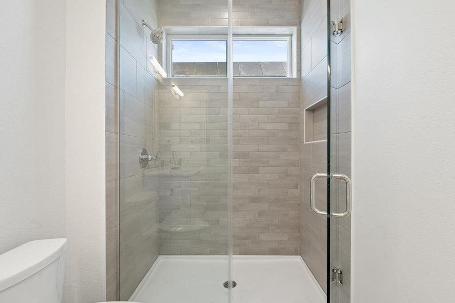 Images are for illustrative purposes only. Photos reflect a similar floor plan and are intended to convey the overall look and feel of the interiors and community. Images are for illustrative purposes only. Photos reflect a similar floor plan and are intended to convey the overall look and feel of the interiors and community.