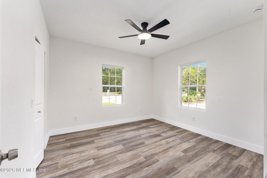Spacious, unfurnished interior of a new home in , Hampton (Image 33).