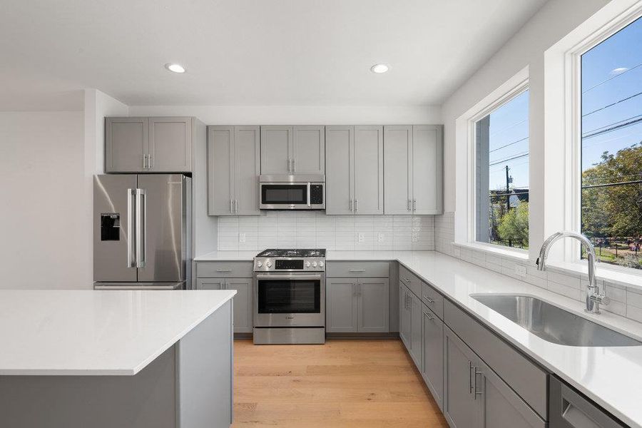 Images are for illustrative purposes only. Photos reflect a similar floor plan and are intended to convey the overall look and feel of the interiors.