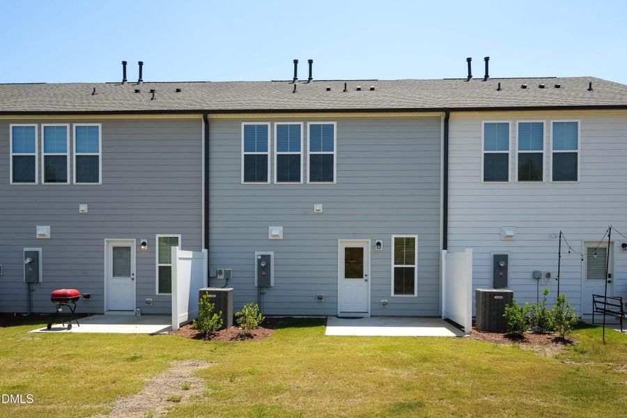 616 Glen Clova Dr-33