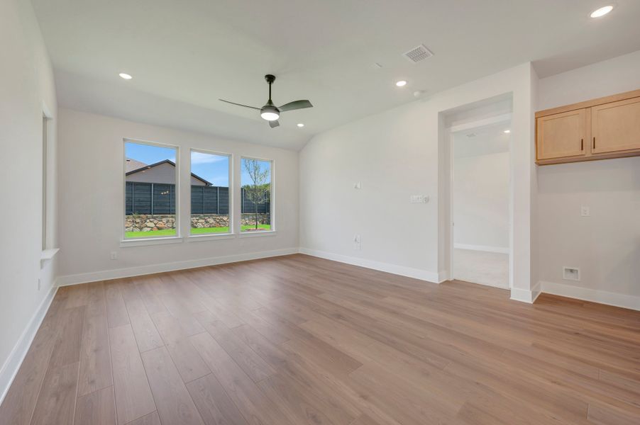 Spacious, unfurnished interior of a new home in Union Park, Little Elm (Image 15). Spacious, unfurnished interior of a new home in Union Park, Little Elm (Image 15).