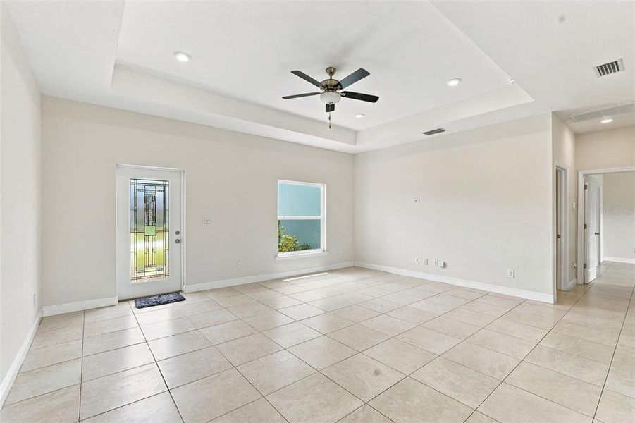 Spacious, unfurnished interior of a new home in , North Port (Image 11).