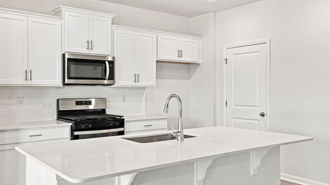 Furnished interior view inside a new home in Hunters Ridge, Woodruff (Image 8).