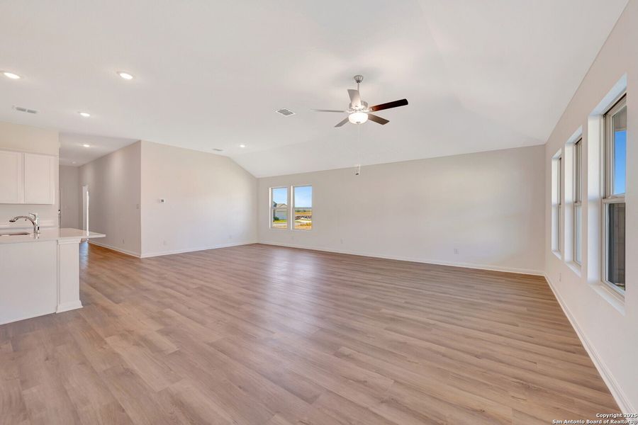 Spacious, unfurnished interior of a new home in Greenspoint Heights, Seguin (Image 39). Spacious, unfurnished interior of a new home in Greenspoint Heights, Seguin (Image 39).