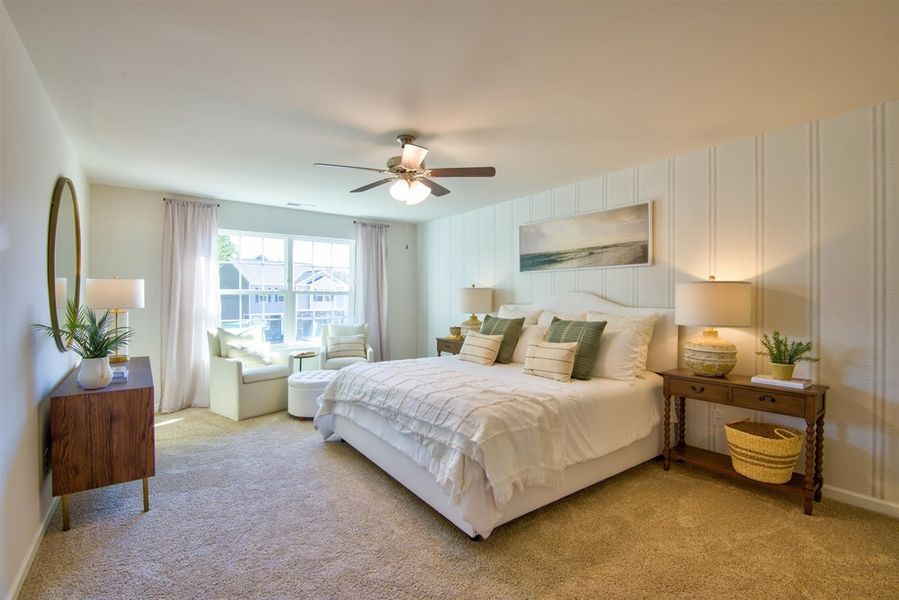 Representative furnished interior of a home built from the HAYDEN by D.R. Horton in Raven Ridge, Lexington (Image 27).