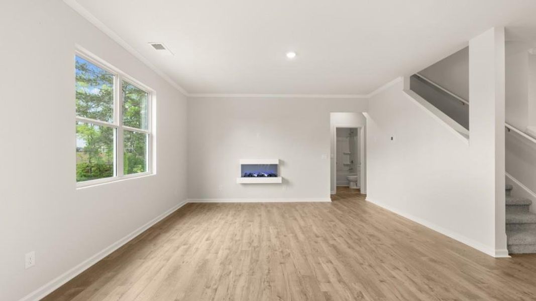 Spacious, unfurnished interior of a new home in Thompson Ridge, Dallas (Image 19). Spacious, unfurnished interior of a new home in Thompson Ridge, Dallas (Image 19).