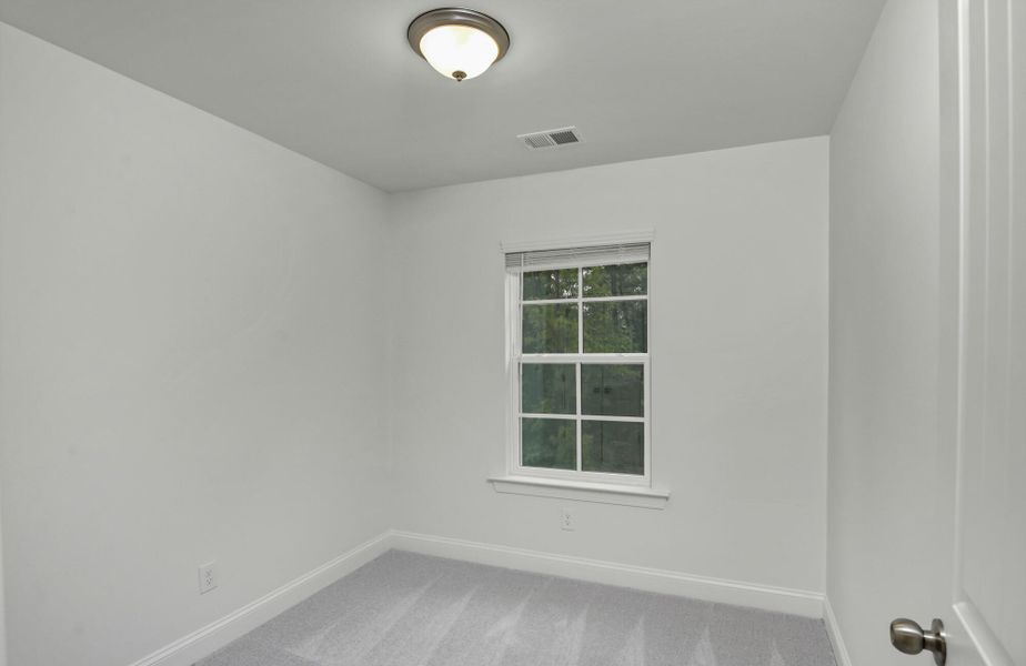 Spacious, unfurnished interior of a new home in Lake Carolina Townhomes, Columbia (Image 19).