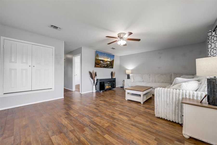 Furnished interior view inside a new home in , Powderly (Image 17).