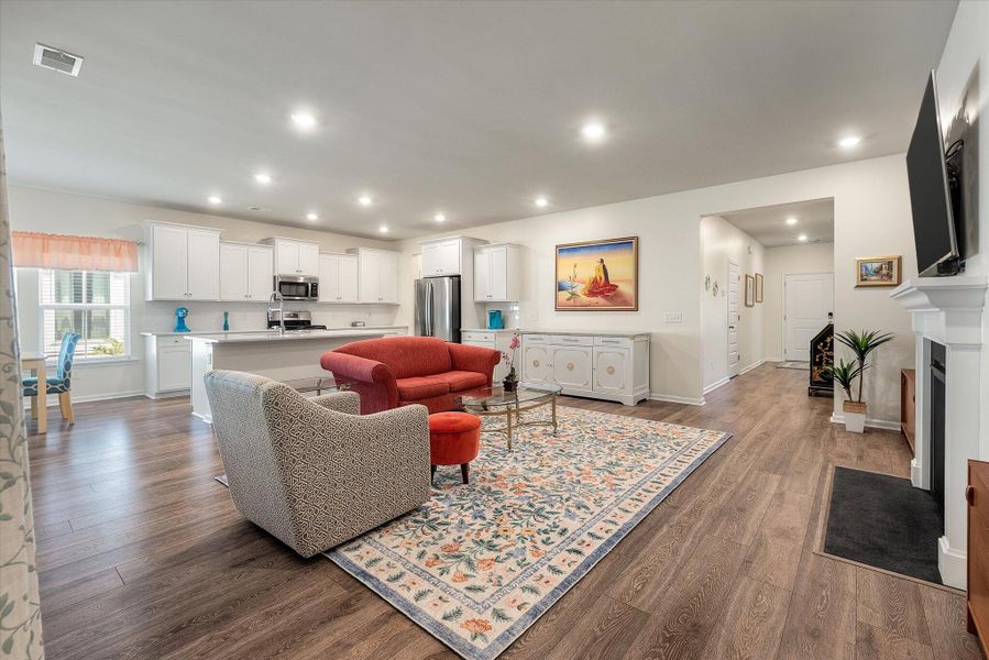 Furnished interior view inside a new home in Horizons at Summers Corner | 55+: The Legends, Summerville (Image 29). Furnished interior view inside a new home in Horizons at Summers Corner | 55+: The Legends, Summerville (Image 29).