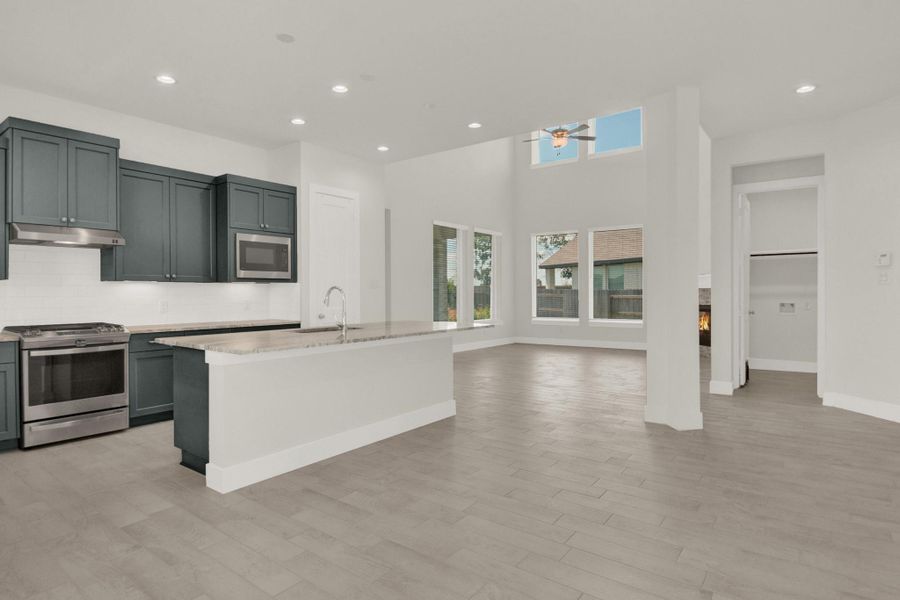 Furnished interior view inside a new home in , Katy (Image 7).