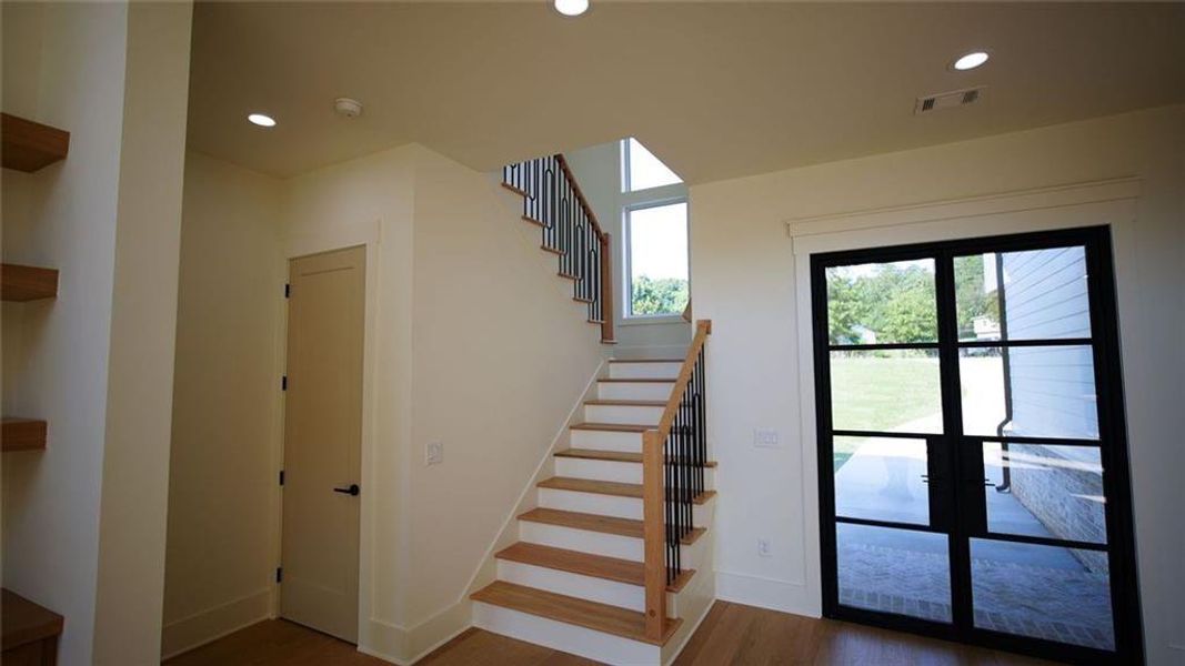 Spacious, unfurnished interior of a new home in , Flowery Branch (Image 44).