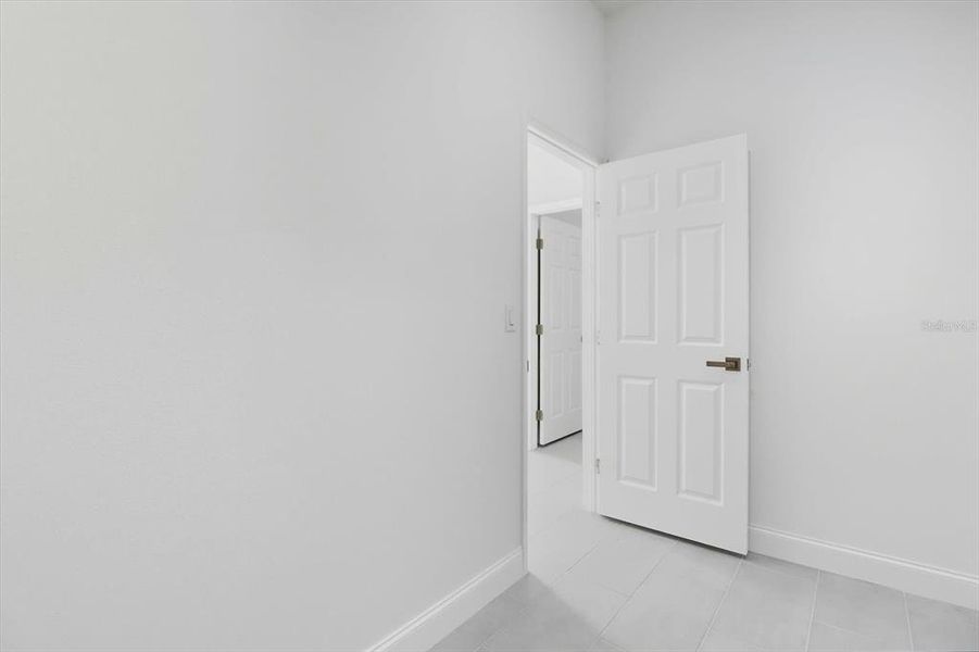 Spacious, unfurnished interior of a new home in , Dunnellon (Image 22). Spacious, unfurnished interior of a new home in , Dunnellon (Image 22).