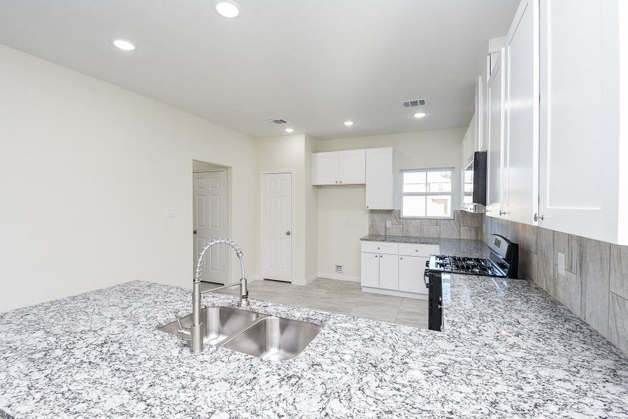 Image 32 of a home in . Image 32 of a home in .