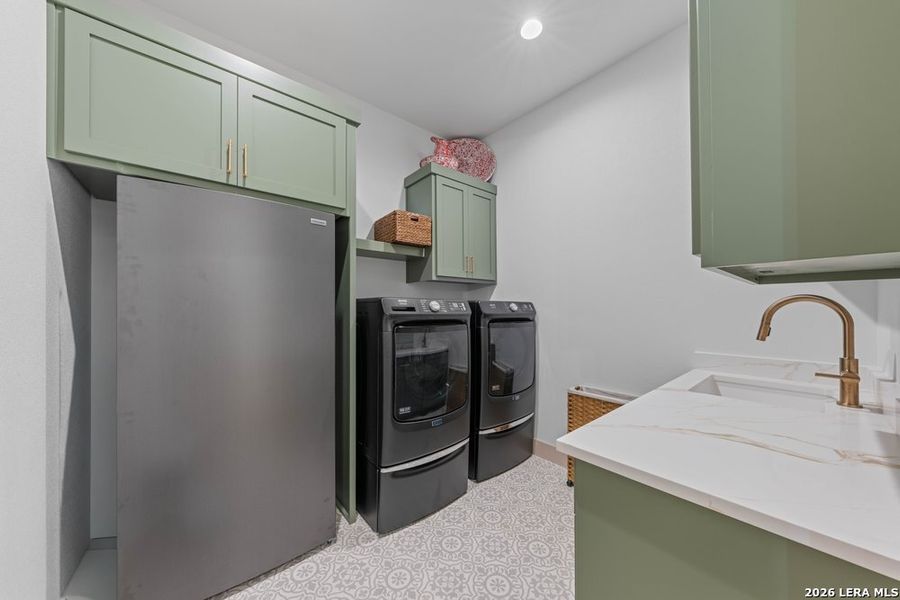 Furnished interior view inside a new home in , McQueeney (Image 51).