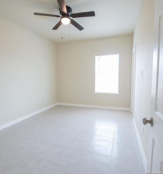 Spacious, unfurnished interior of a new home in , New Braunfels (Image 19).