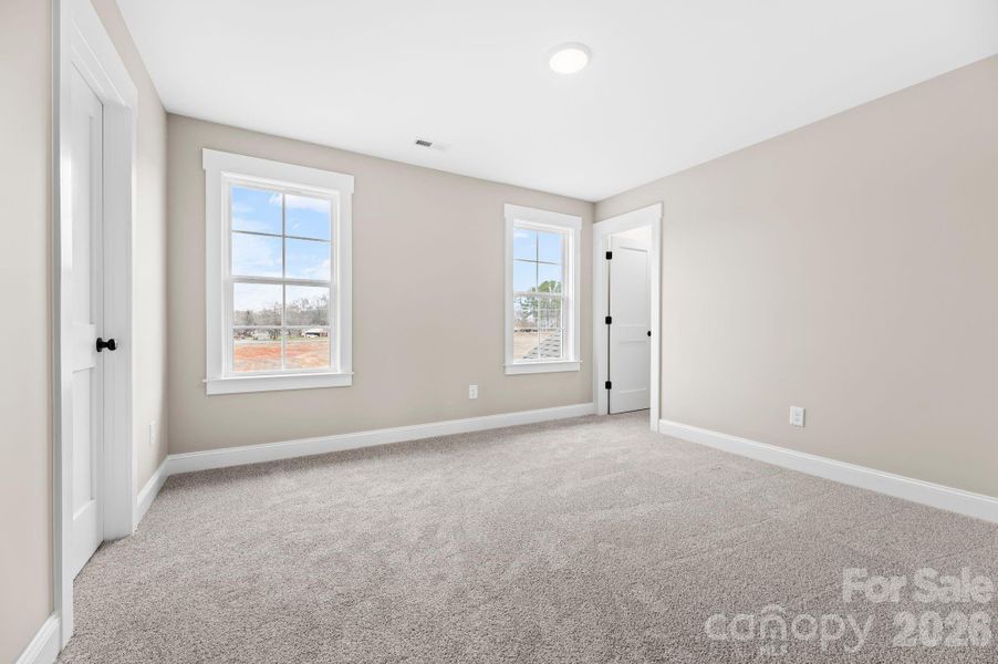 Spacious, unfurnished interior of a new home in , Lexington (Image 36).