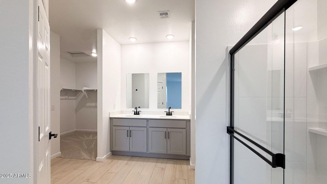 014 - Primary Bathroom