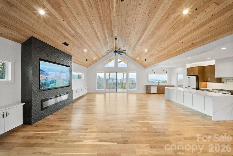 Spacious, unfurnished interior of a new home in , Old Fort (Image 25). Spacious, unfurnished interior of a new home in , Old Fort (Image 25).