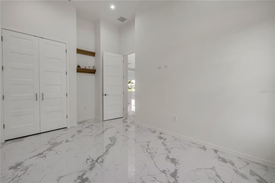 Spacious, unfurnished interior of a new home in , Palm Coast (Image 42).