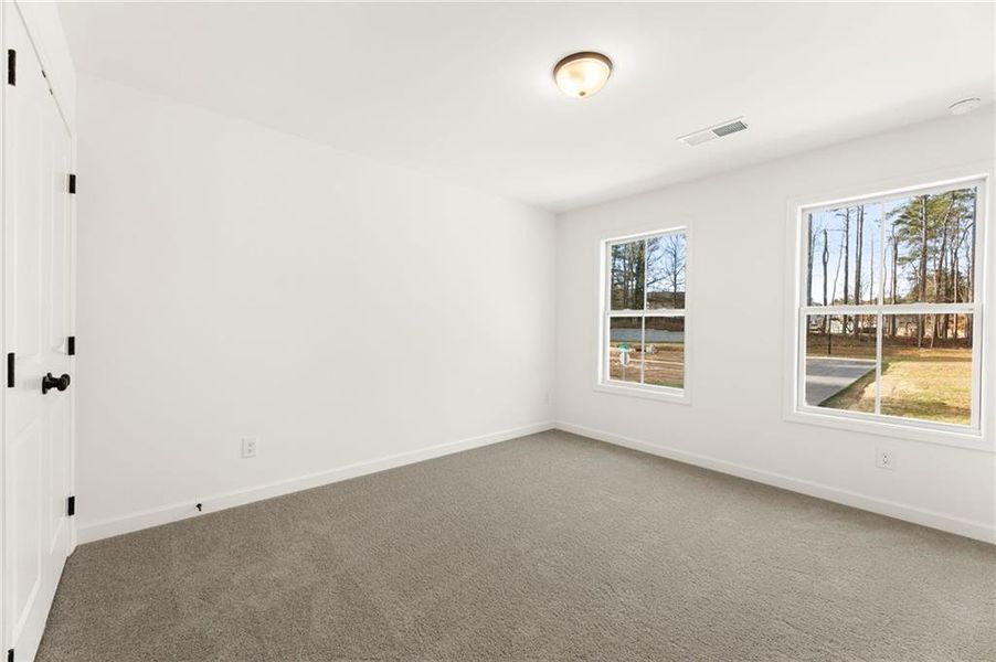 Spacious, unfurnished interior of a new home in Bluffs at Bells Ferry, Marietta (Image 21).
