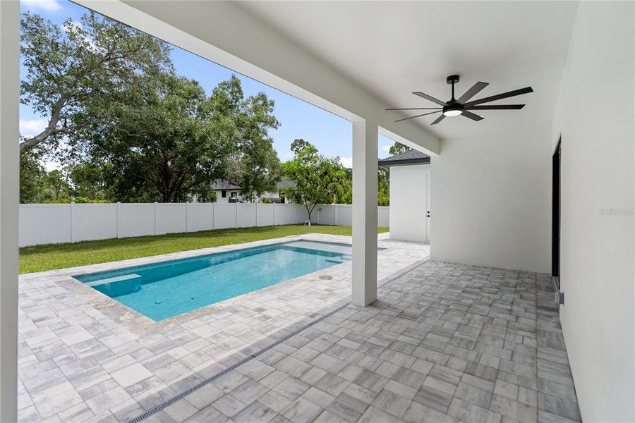 Exterior details and patio area of a home in , Port Charlotte (Image 27).