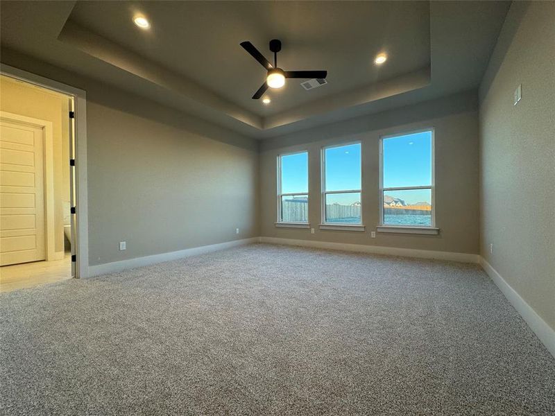 Spacious, unfurnished interior of a new home in Coyote Crossing, Godley (Image 11). Spacious, unfurnished interior of a new home in Coyote Crossing, Godley (Image 11).