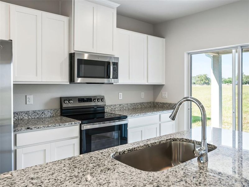 Furnished interior view inside a new home in , Lady Lake (Image 10).