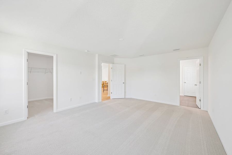 Spacious, unfurnished interior of a new home in Somerset - Executive Series, Palm Coast (Image 15). Spacious, unfurnished interior of a new home in Somerset - Executive Series, Palm Coast (Image 15).