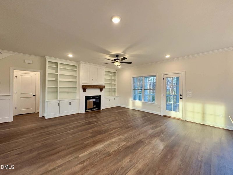 b3ca4621-6c42-4471-bbe6-6e064445b9df