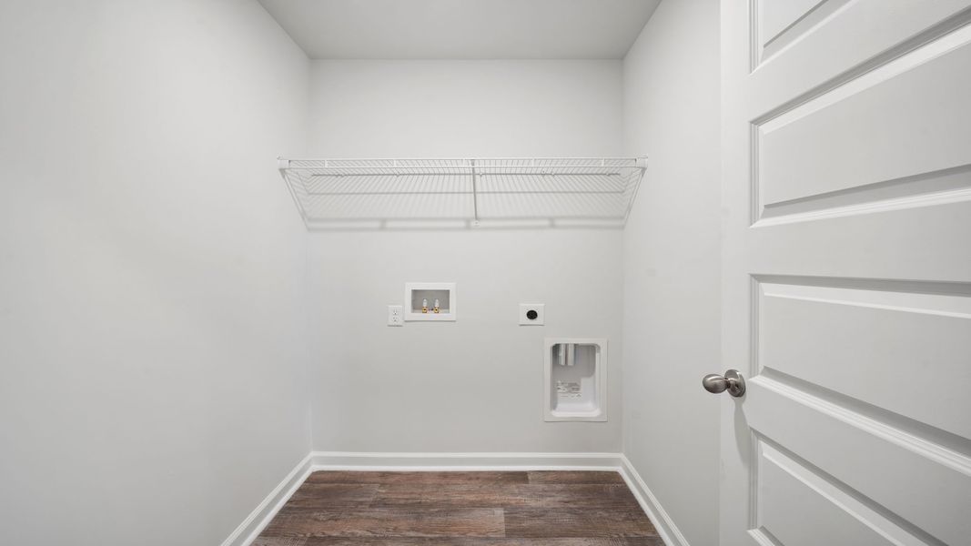 Spacious, unfurnished interior of a new home in Holly Oaks, Statesboro (Image 22).