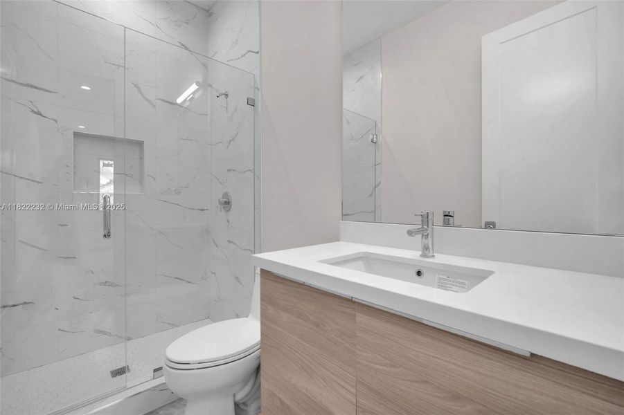 Furnished interior view inside a new home in , Hollywood (Image 29).