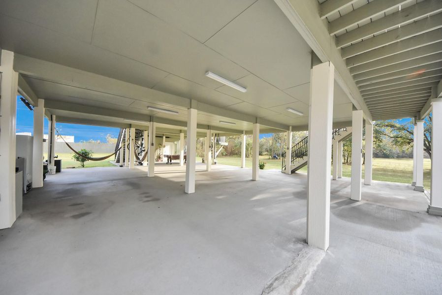 Exterior details and patio area of a home in , Pasadena (Image 19).