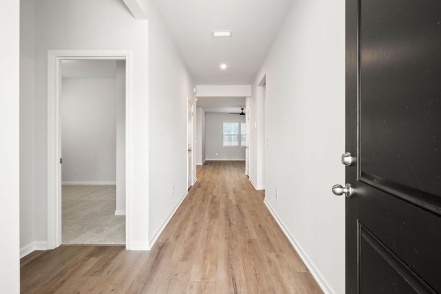 Spacious, unfurnished interior of a new home in Heartwood, Richmond Hill (Image 17).